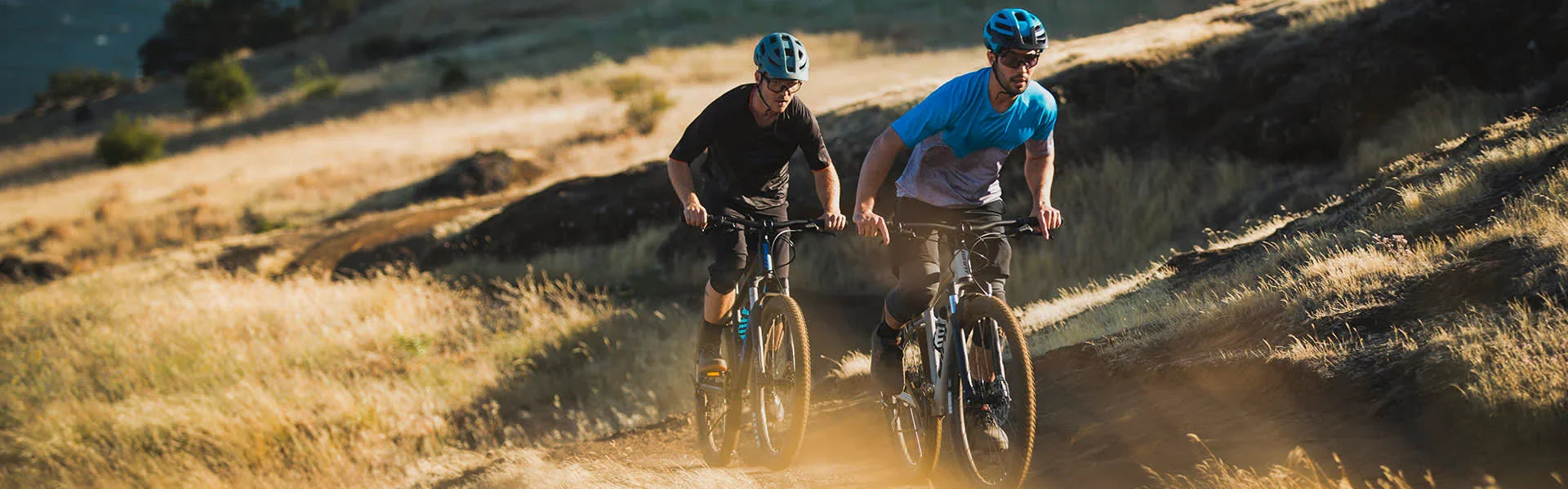 Giant Bicycle Helmets | Road, MTB & Commuter Helmets with Mips Meta   Bicycle Warehouse