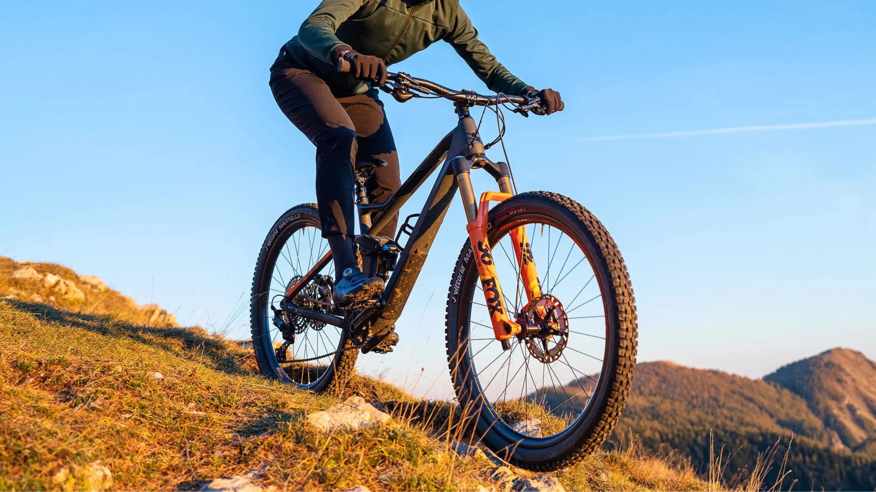 Bike Handlebar Grips | Shop the Best Mountain Bike Grips  Bicycle Warehouse