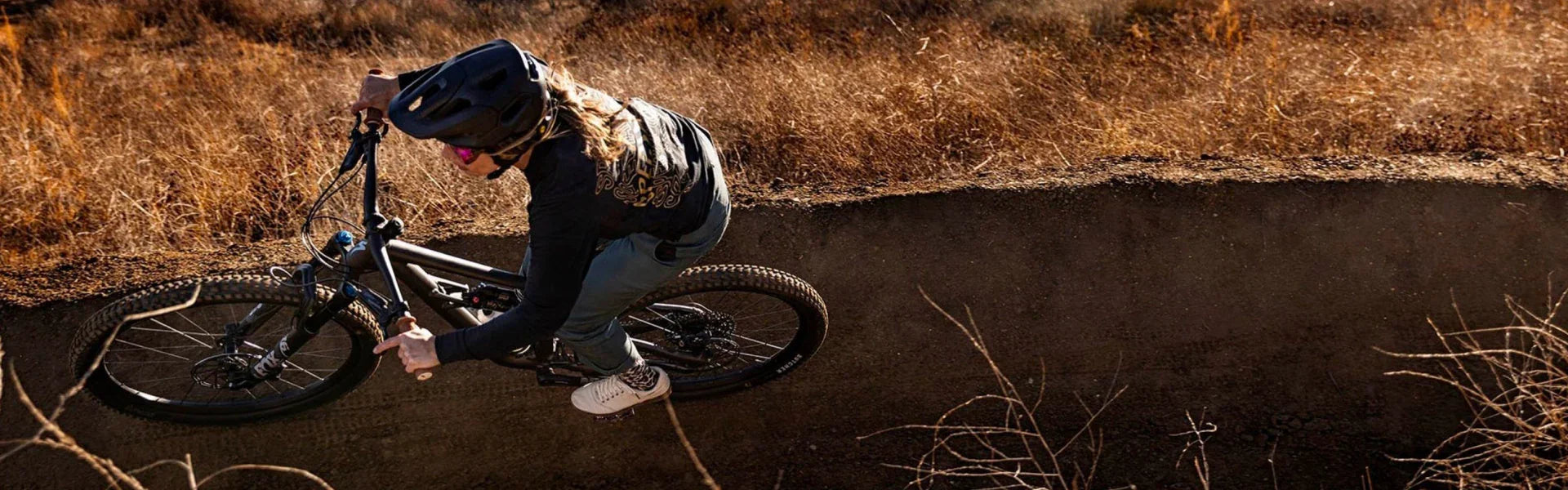 Specialized Cycling Shoes for Road and Mountain – Bicycle Warehouse