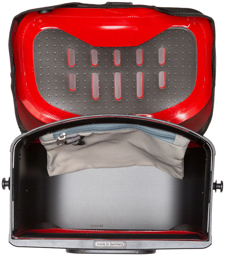 Ultimate Six Classic Handlebar Bag - 6.5L Red - Bicycle Warehouse