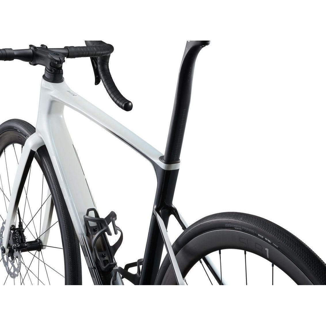 Giant Defy Advanced Pro 1 Road Bike - Bikes - Bicycle Warehouse