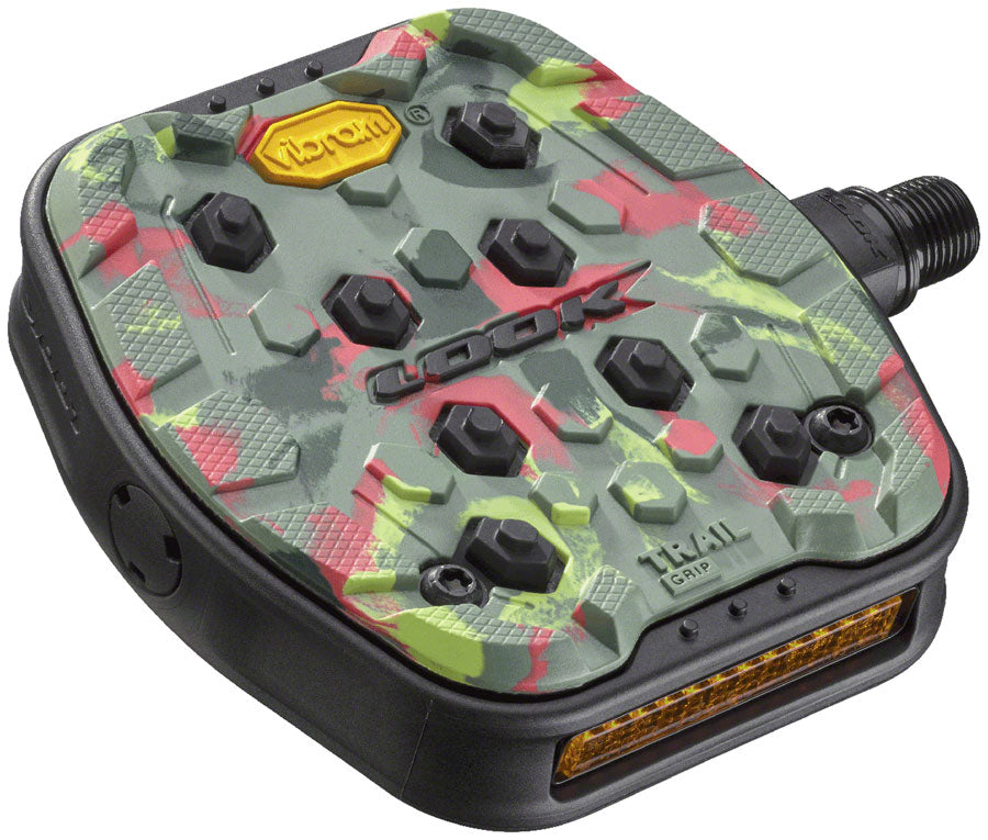 Geo Trail Grip Pedals - Platform 9/16" Camo - Bicycle Warehouse