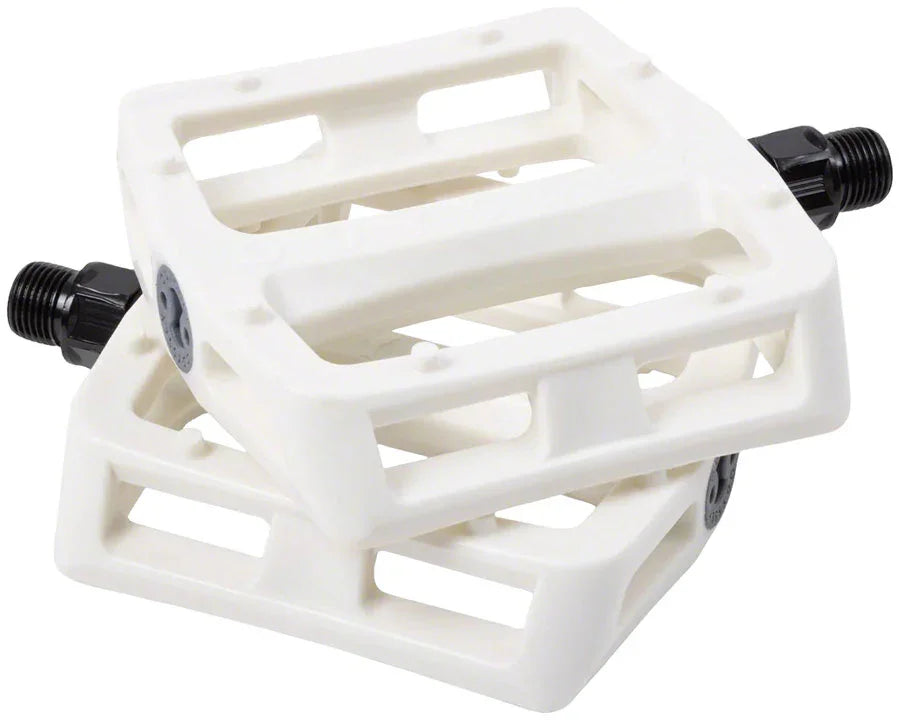 Grandstand V2 PC Pedals - Platform Composite/Plastic 9/16" White - Bicycle Warehouse