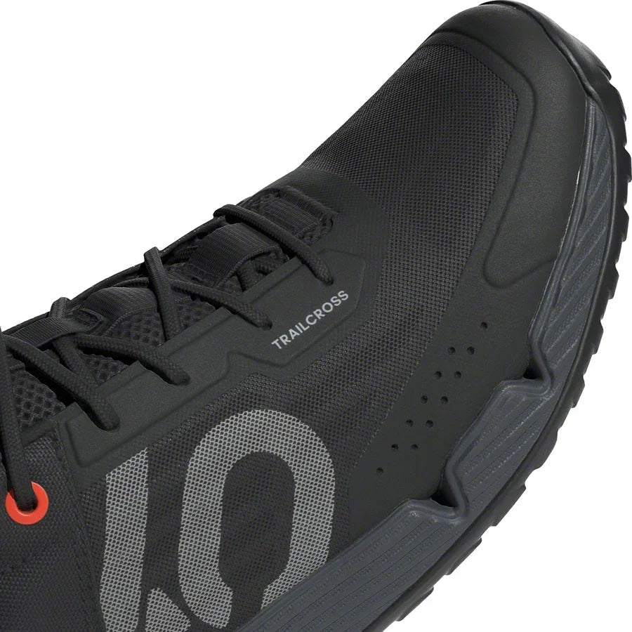 Trailcross LT Shoes - Womens Core Black/Gray One/Gray Six 7 - Bicycle Warehouse