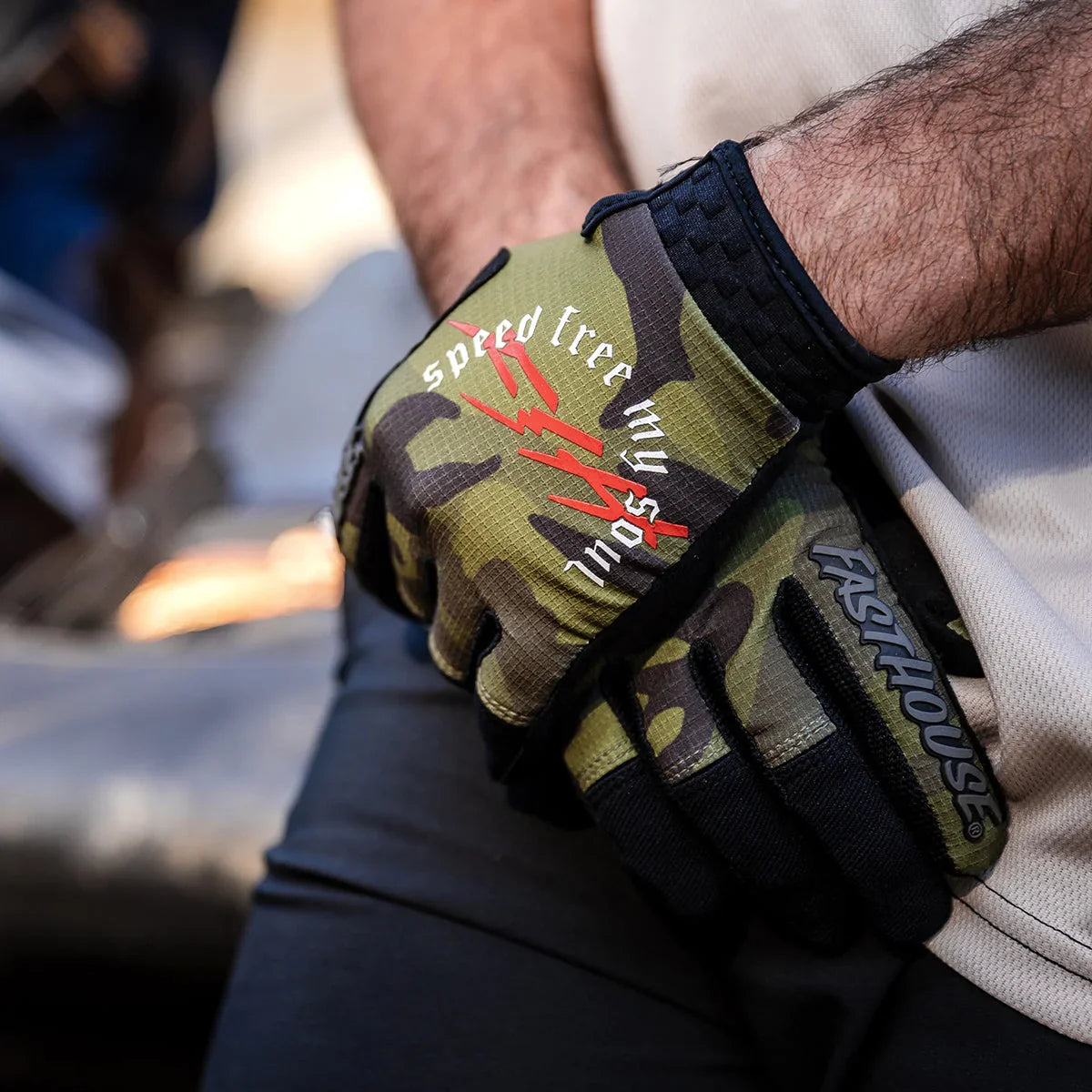 Speed Style Menace Glove - Camo - Bicycle Warehouse