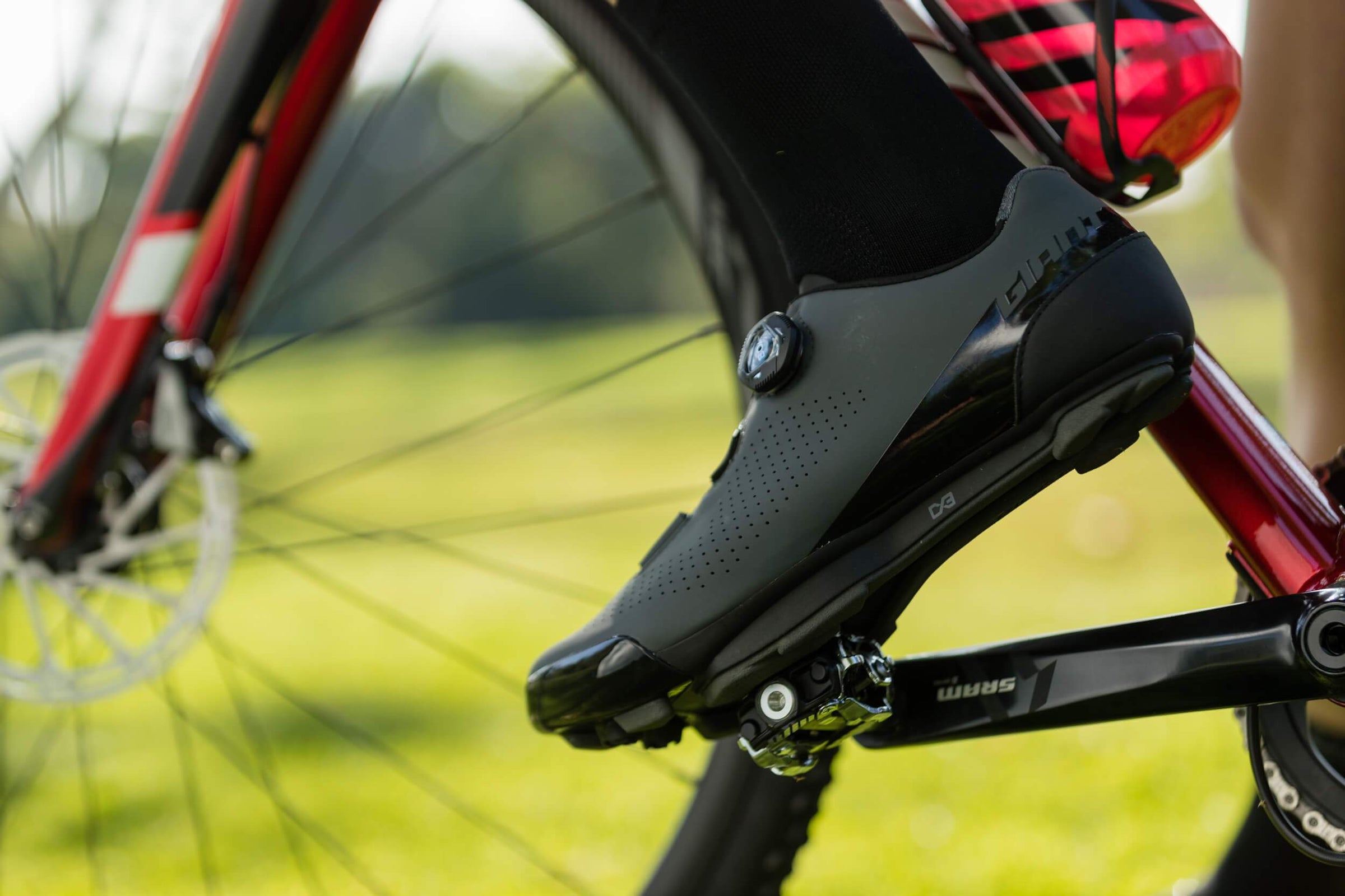 How to chose the best bike shoes