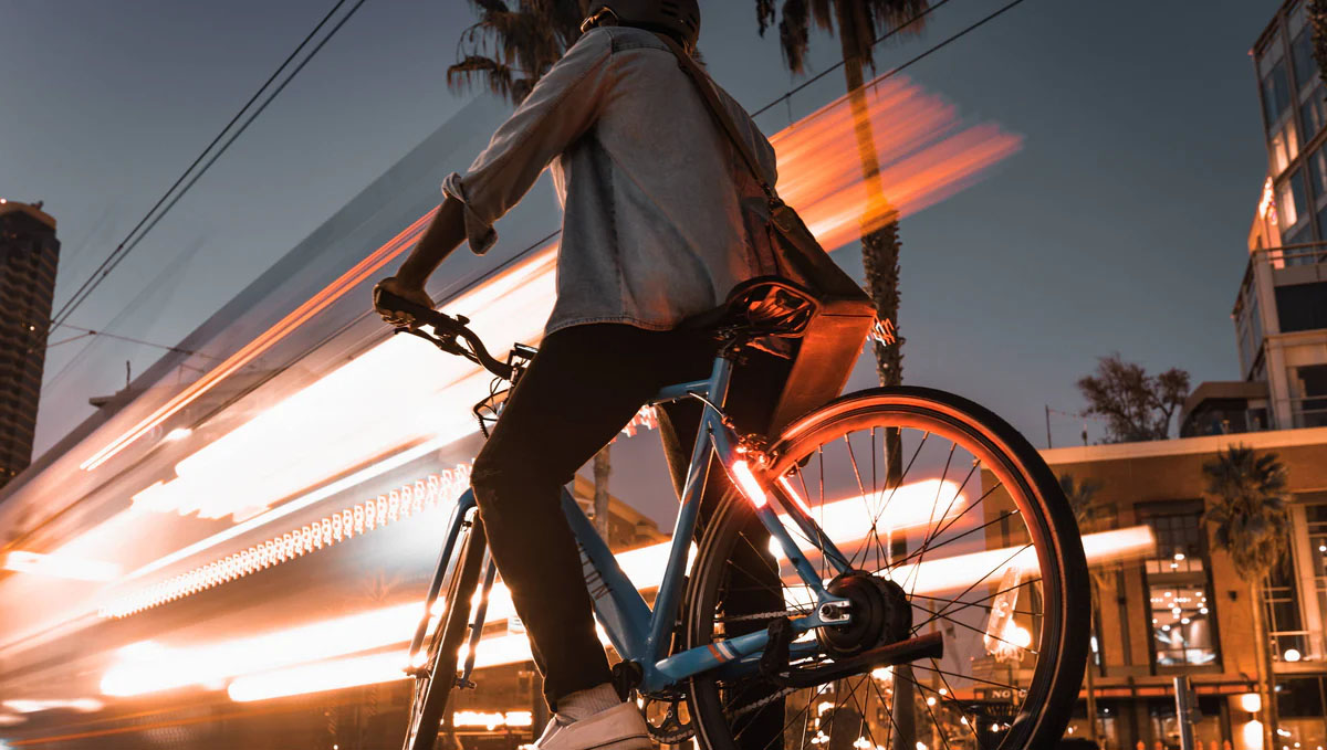 is it legal to ride your bike on the sidewalk