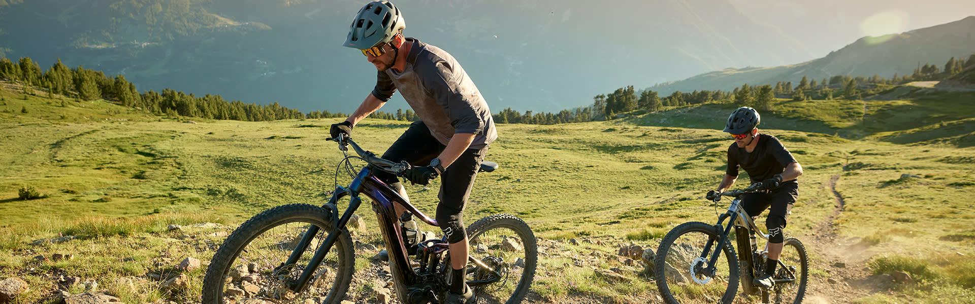 Shop the best Giant mountain bikes, e-bikes and more