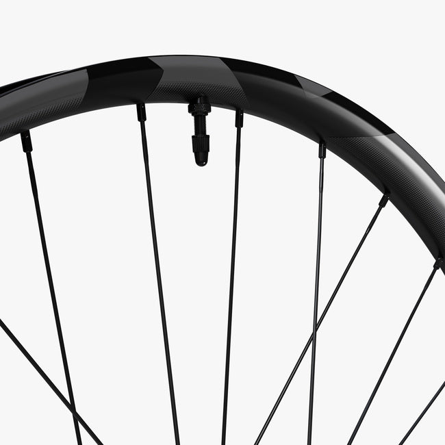 WHEEL, WH-M8200-B-29, DEORE XT, REAR, RIM:29, 28H, FOR 12-S, R:12MM E-THRU TUBELESS OLD:148MM, W/TUBELESS TAPE, FOR CENTERLOCK DISC