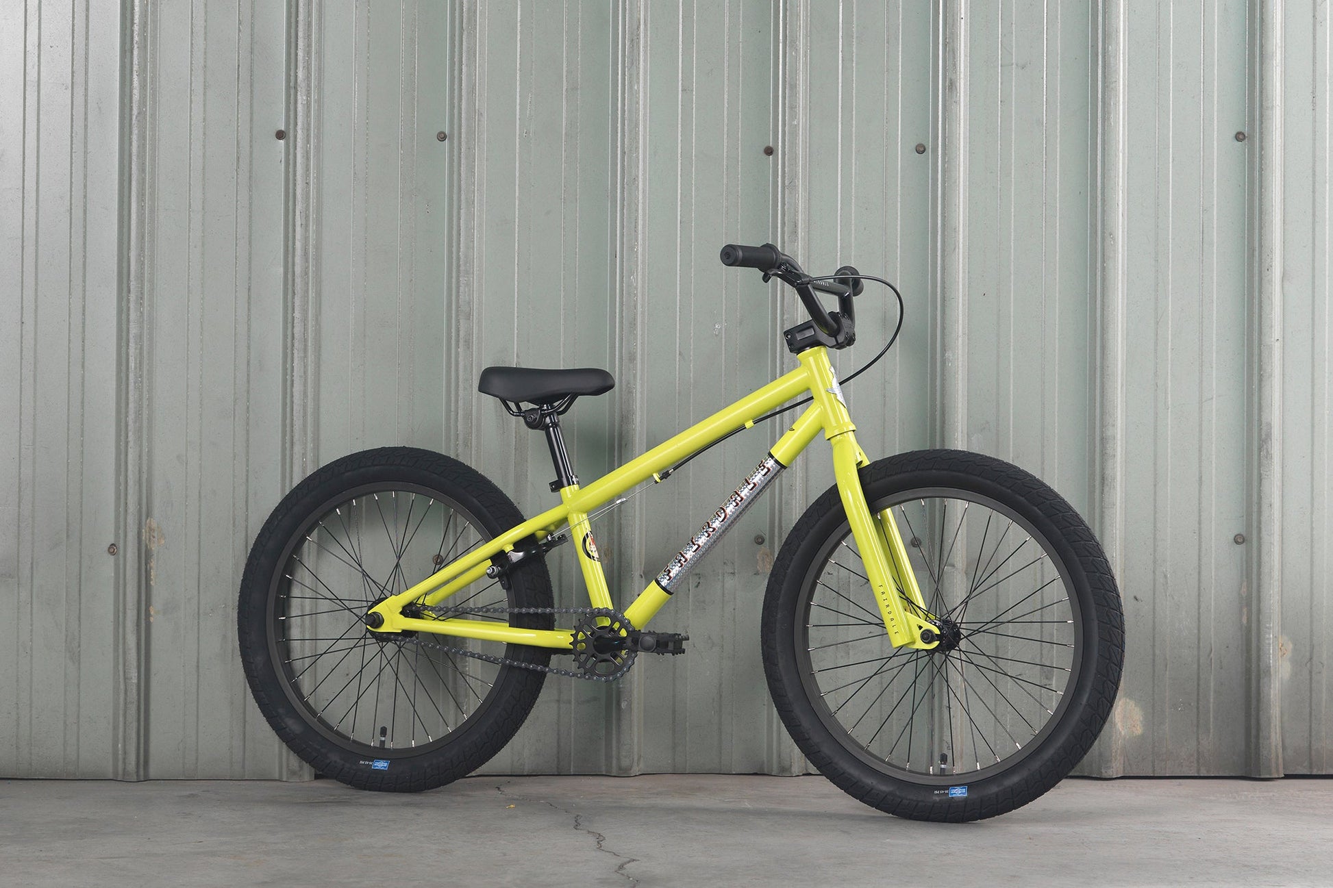 Milazo Electric Bike Kids Bikes The Warehouse Milazo 12 Inch Spark