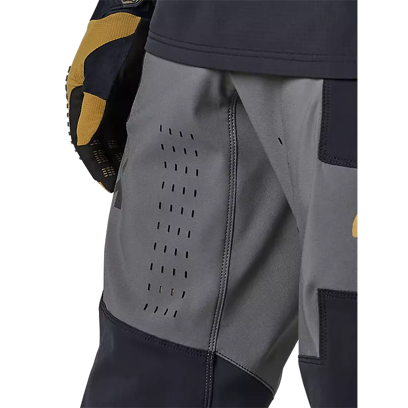 Fox Defend Pro MTB Pants - Shorts - Bicycle Warehouse