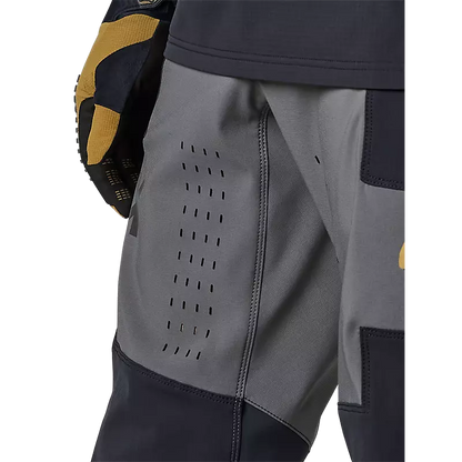 Fox Defend Pro MTB Pants - Shorts - Bicycle Warehouse