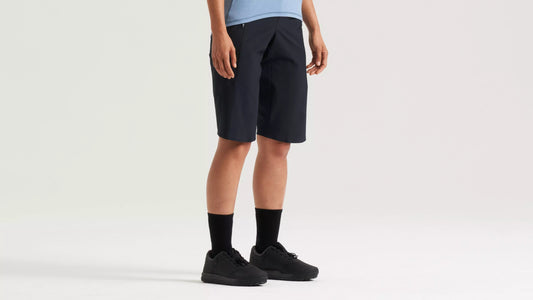 Specialized Women's Traction Short - Black - Bicycle Warehouse