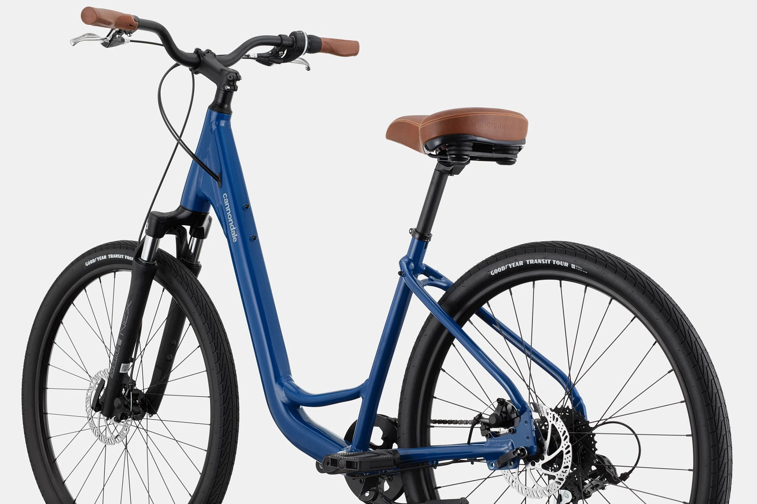 Cannondale Adventure 2 - Bicycle Warehouse