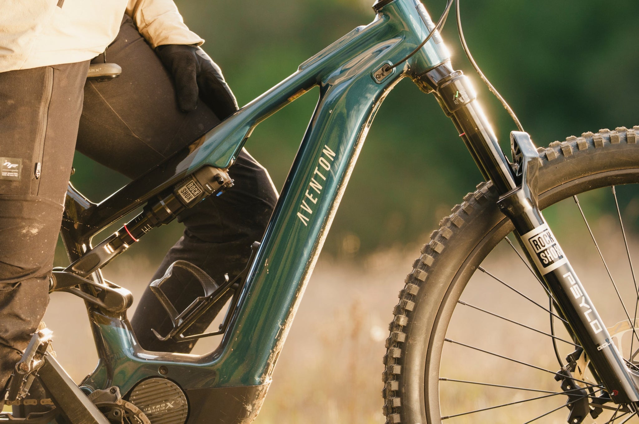 Aventon Current ADV Ebike - Bicycle Warehouse
