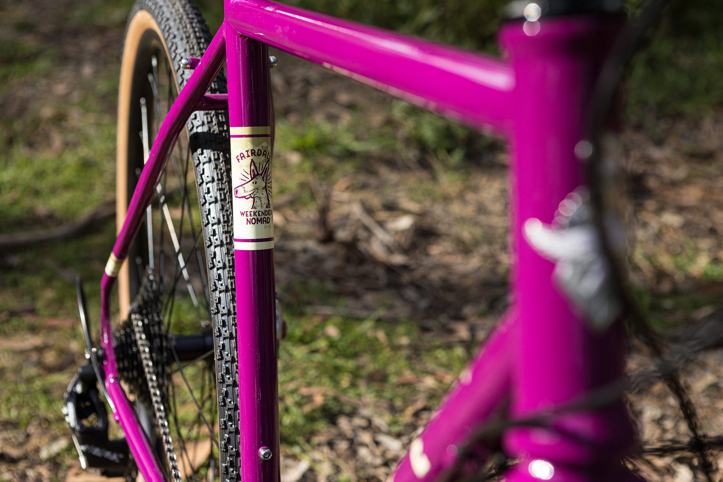 Weekender Nomad (Gloss Berry in XS-XL)