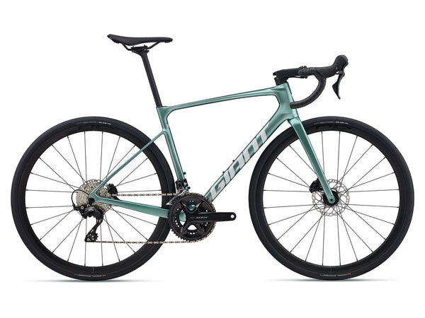 MY26DefyAdvanced2_ColorBSpruce