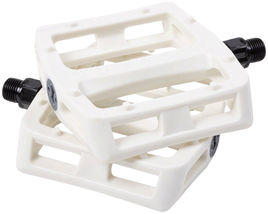 Grandstand V2 PC Pedals - Platform Composite/Plastic 9/16" White - Bicycle Warehouse