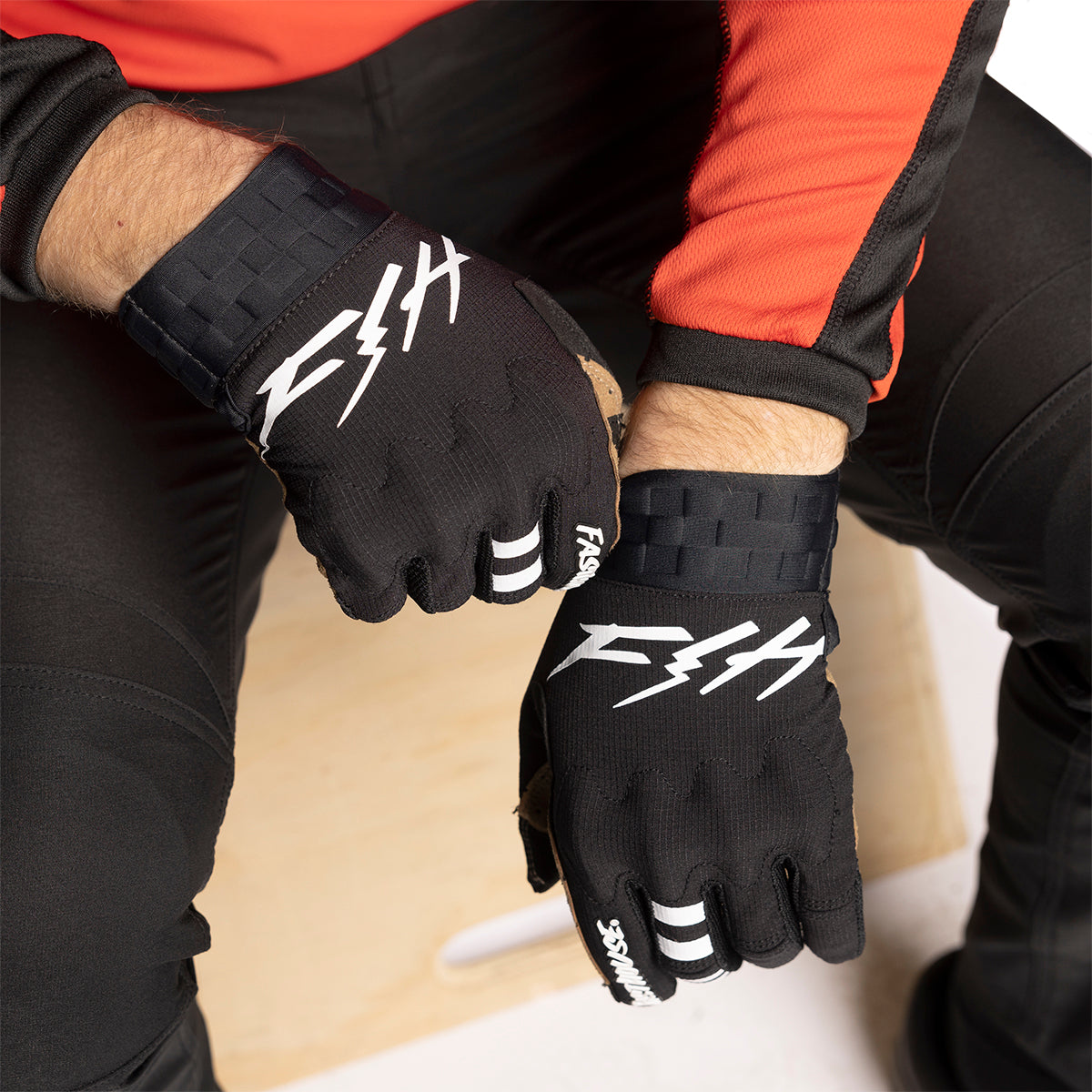 Blaster Rush Glove - Black