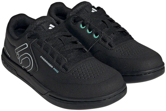 Freerider Pro Flat Shoes - Womens Core BLK/Crystal White/Acid Mint 5 - Bicycle Warehouse