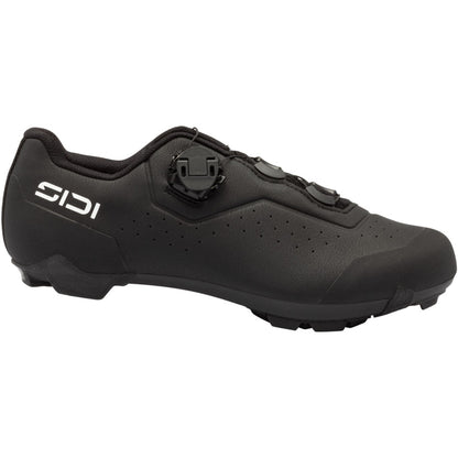 Black clipless cycling shoe with side lacing cover and toe cleat plate