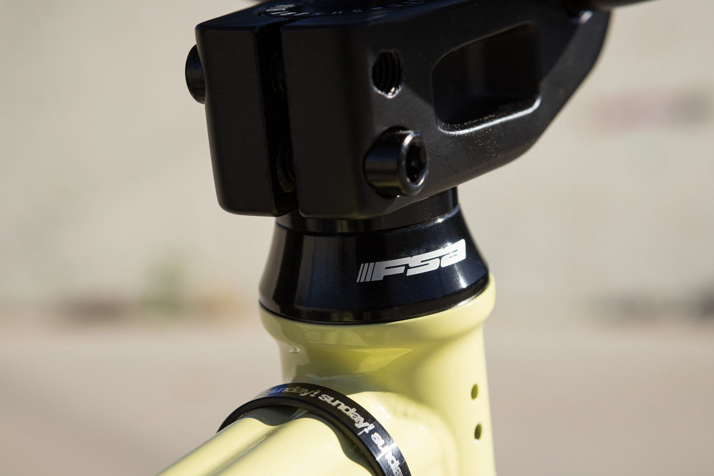 Sunday Soundwave Special (Gloss Notepad Yellow with 21" tt in RHD or LHD) - Bicycle Warehouse