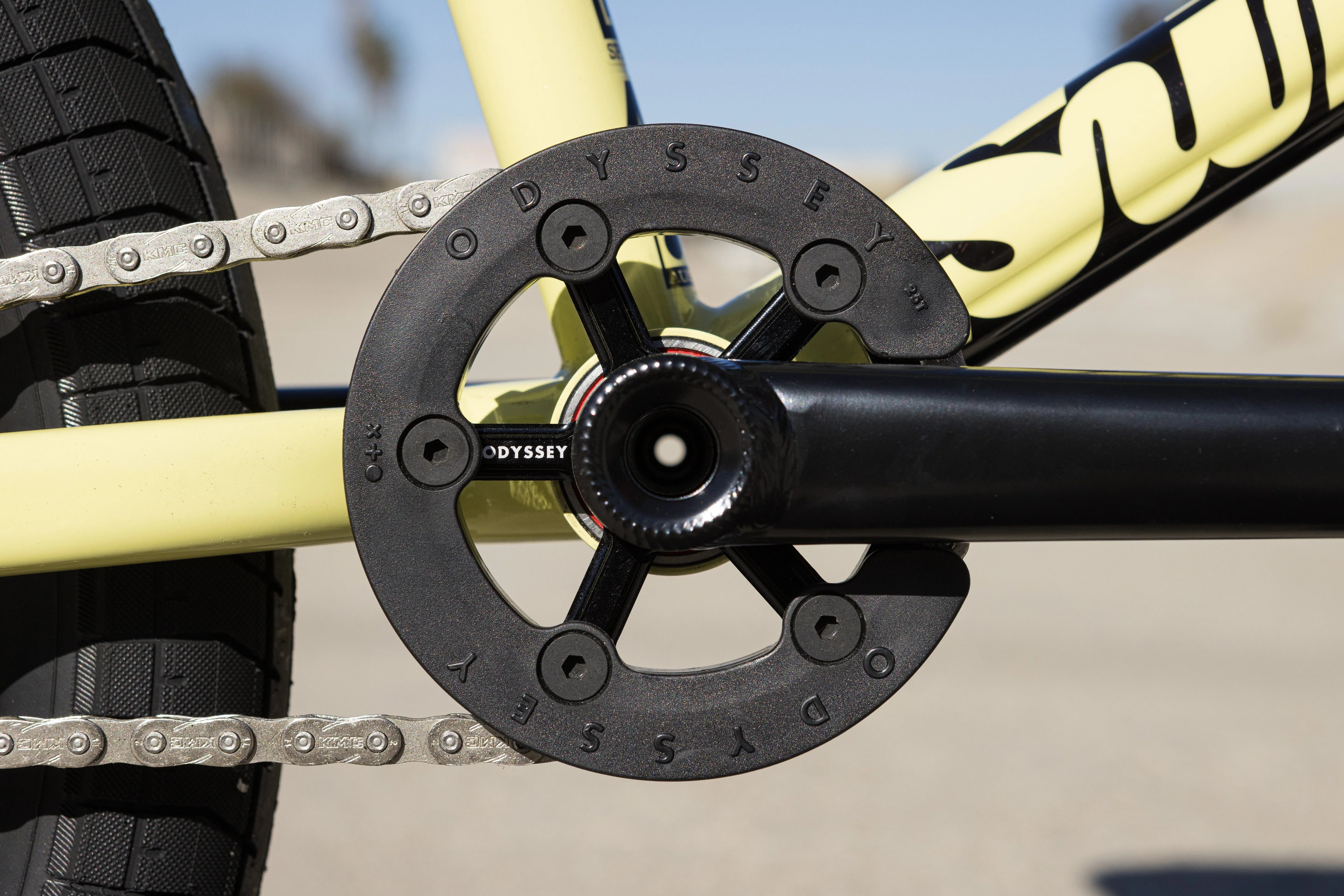 Sunday Soundwave Special (Gloss Notepad Yellow with 21