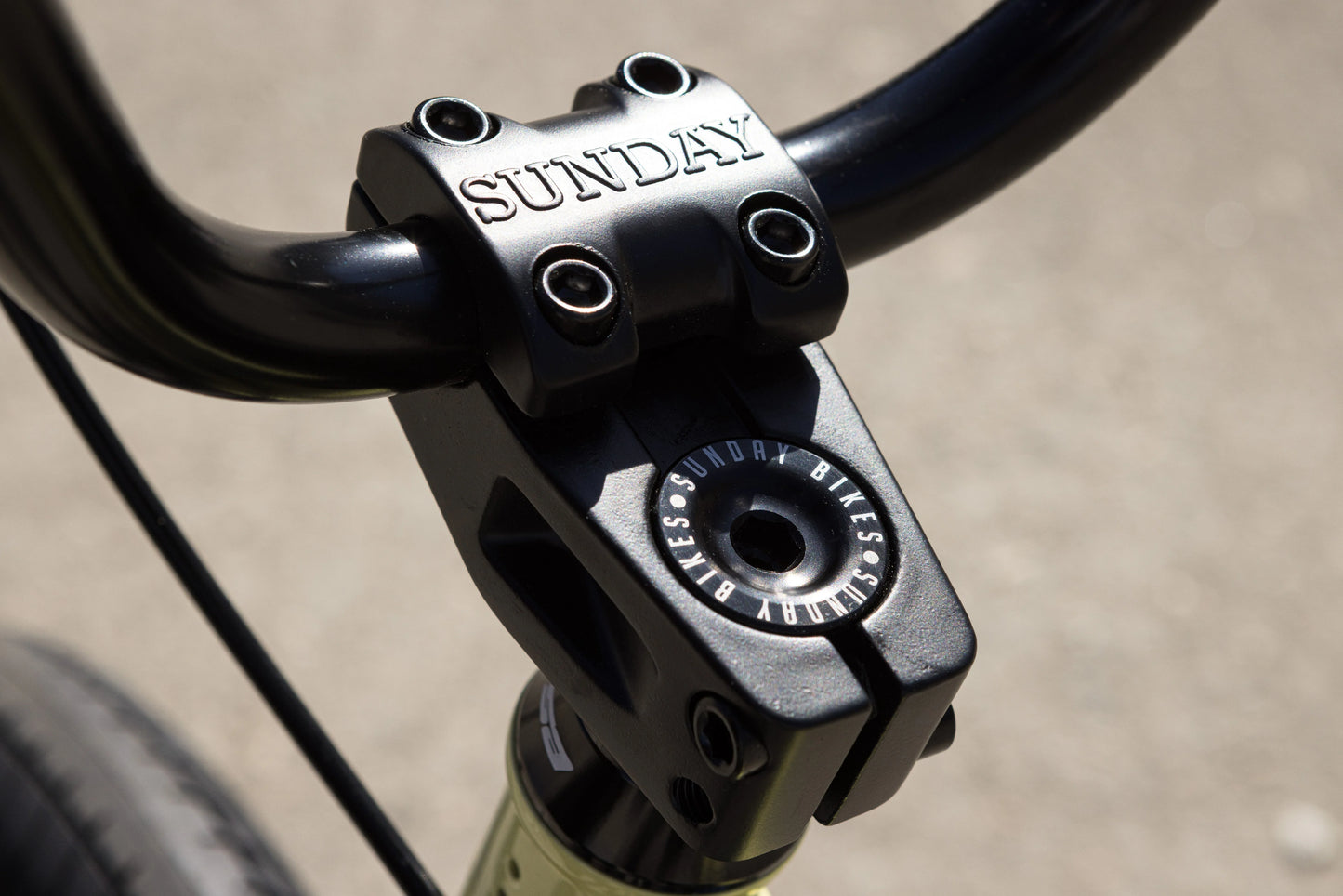 Sunday Soundwave Special (Gloss Notepad Yellow with 21" tt in RHD or LHD) - Bicycle Warehouse