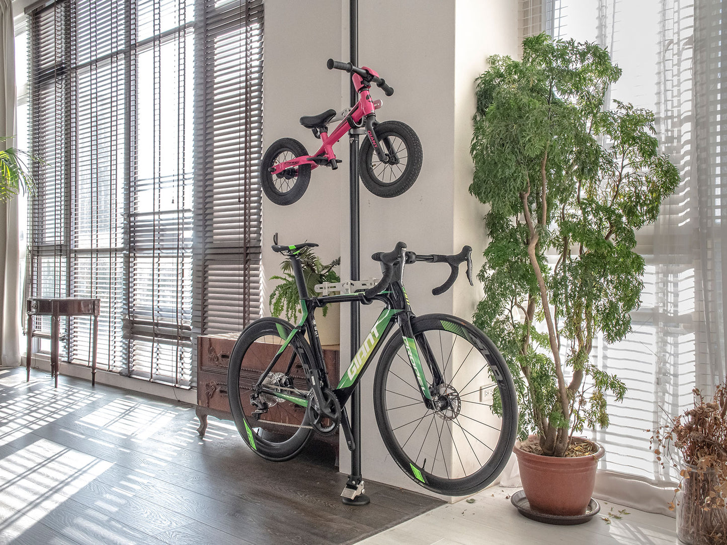 Dual-Touch Bike Stand: 2-bike