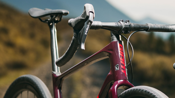 giant revolt advanced 2 gravel bike Giant Revolt Advanced 2 Gravel Bike – Bicycle Warehouse