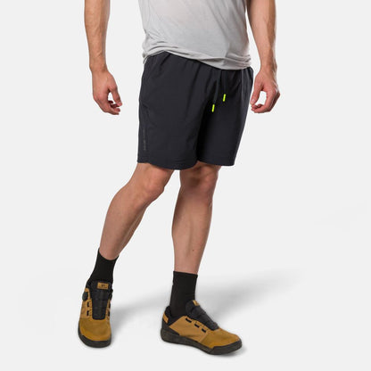 PEARL iZUMi Men's Canyon Active 8" Shorts - Bicycle Warehouse