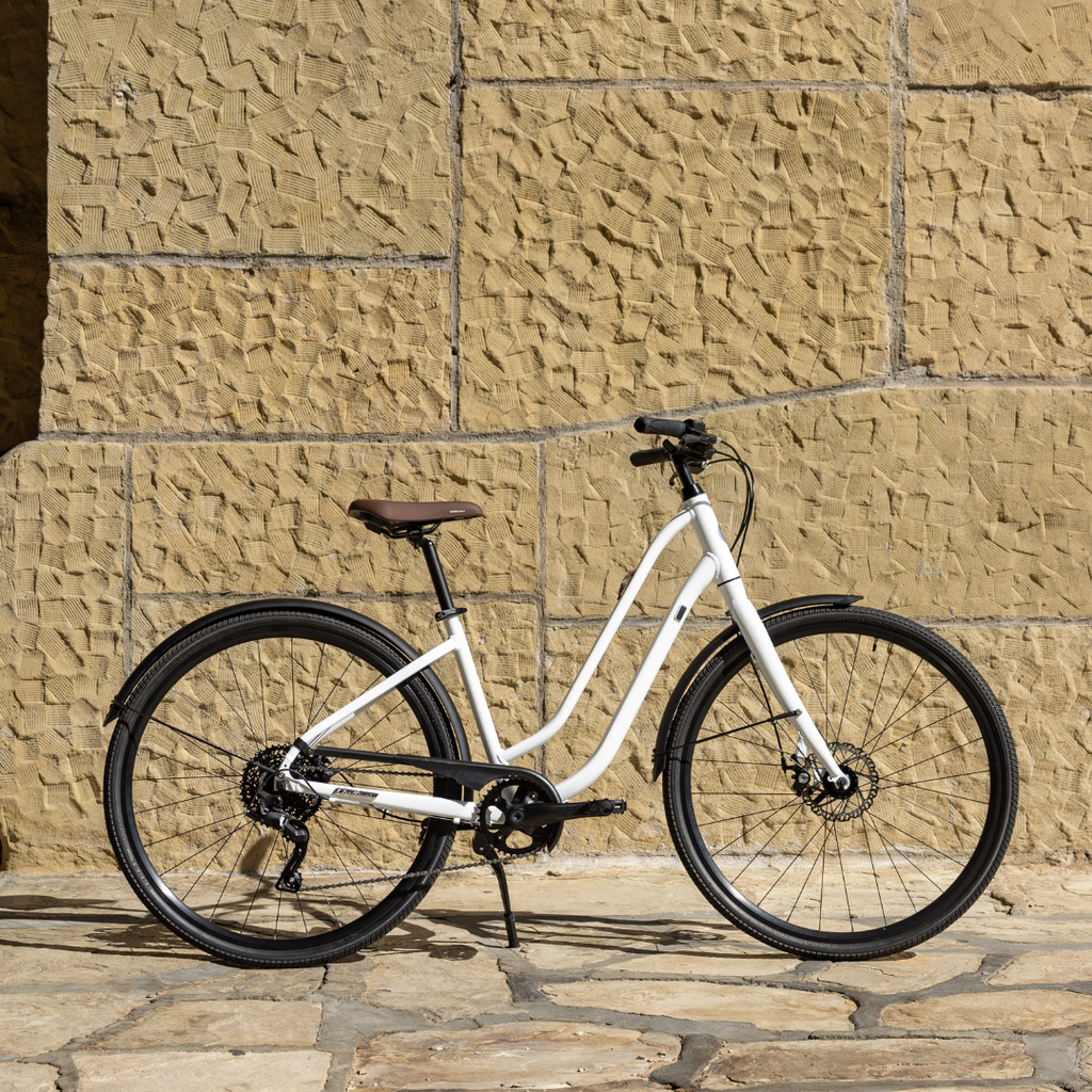 Hybrid and fitness bikes