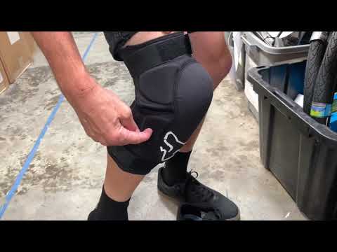 Fox Launch Pro Knee Guards – Bicycle Warehouse - Main Image