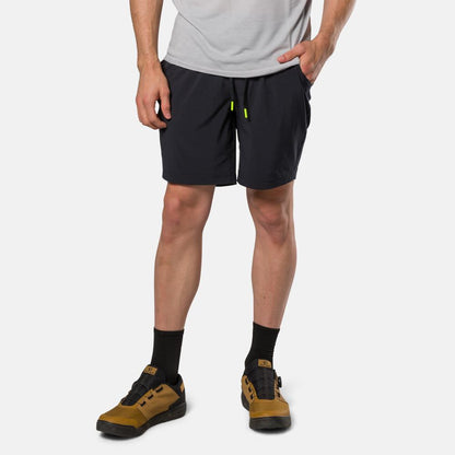 PEARL iZUMi Men's Canyon Active 8" Shorts - Bicycle Warehouse