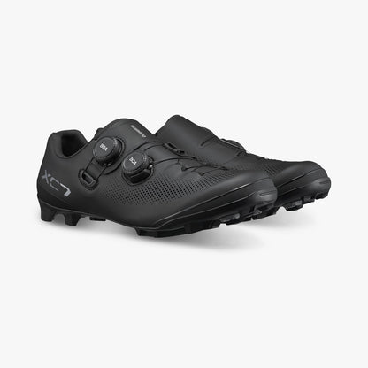 Black cycling cleat shoe with perforated upper and two strap closures