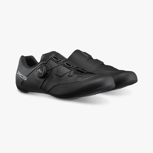 Black wide cycling shoe with BOA dial and velcro straps