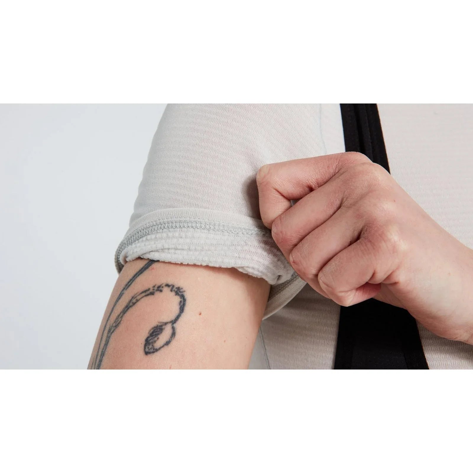 Specialized Women's Power Grid™ Short Sleeve Baselayer - Baselayers - Bicycle Warehouse