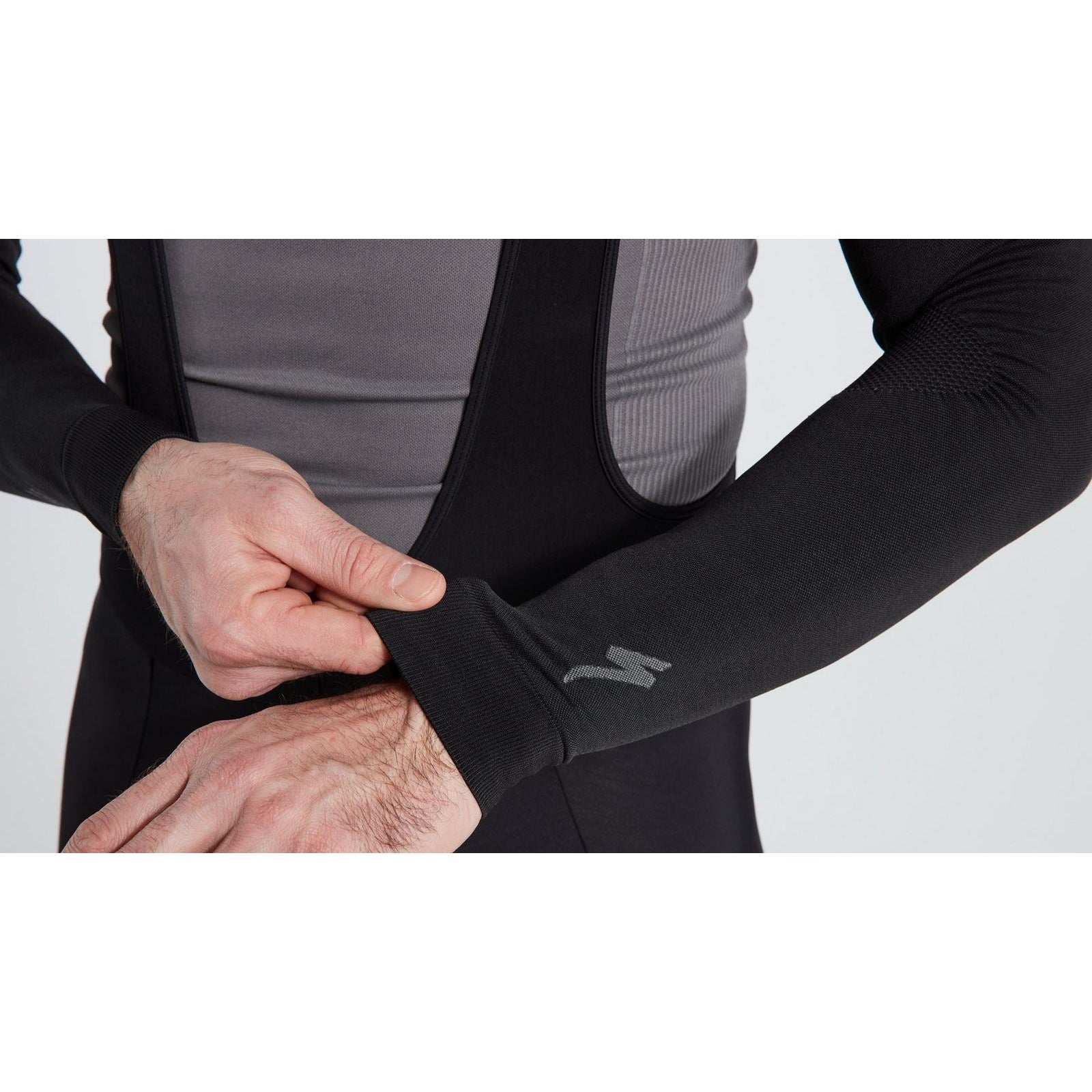 Specialized Seamless Arm Warmers - Warmers - Bicycle Warehouse