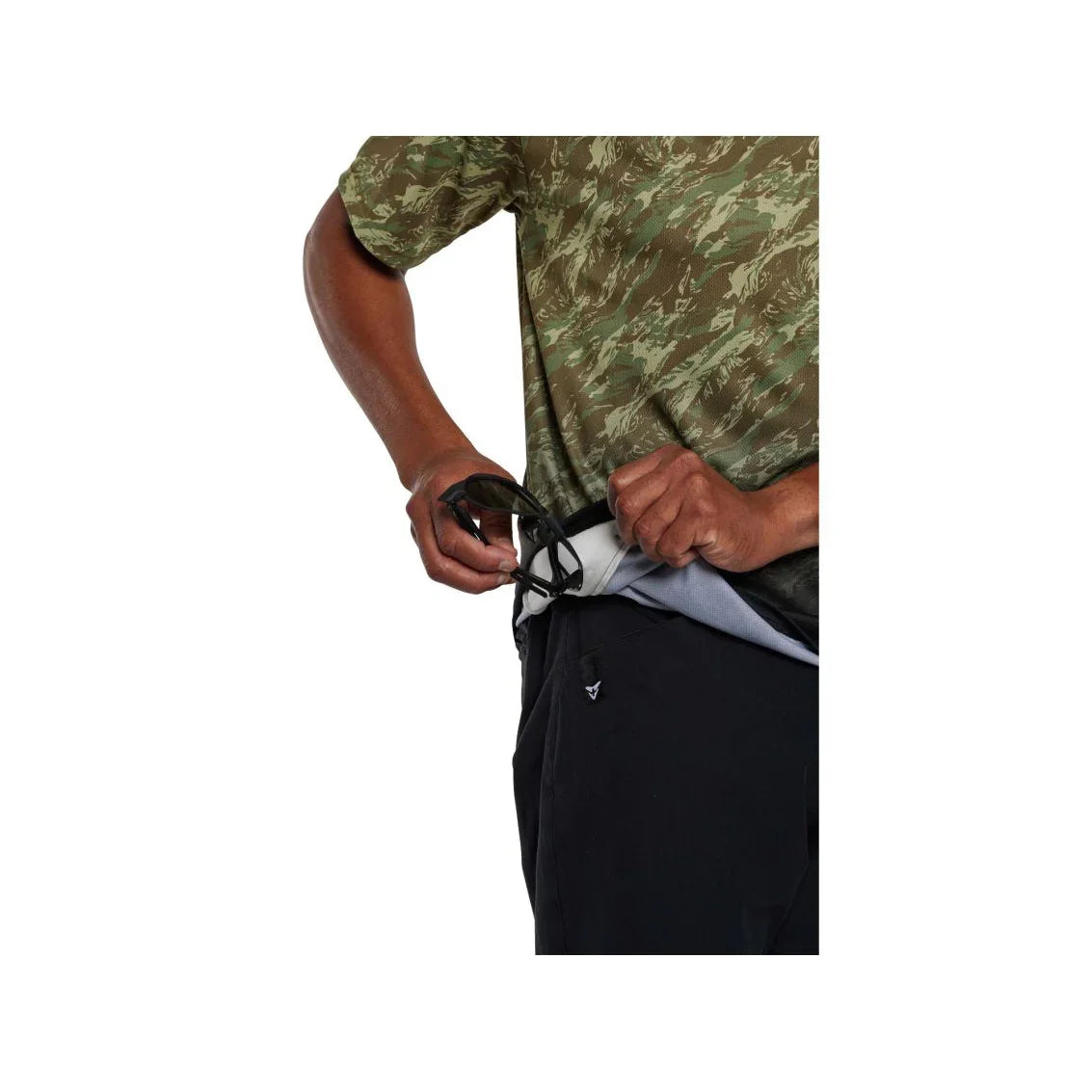 Giant CUORE Men's Progression Mountain Bike Jersey - Green Camo - Jerseys - Bicycle Warehouse