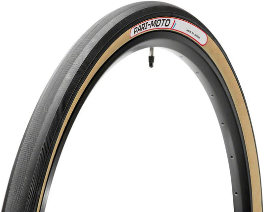 Panaracer  Pari-Moto Tire - 650b x 48, Clincher, Folding, Black/Amber