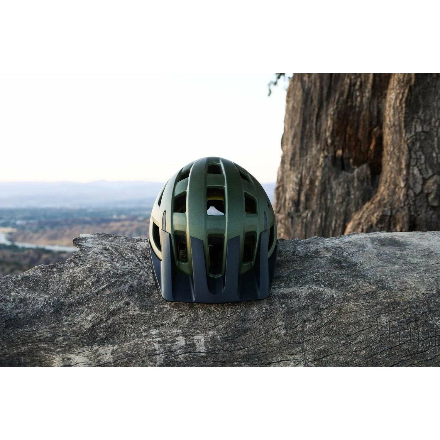 Giant Path Bike Helmet