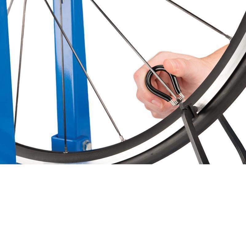 Tool to deals tighten bike spokes